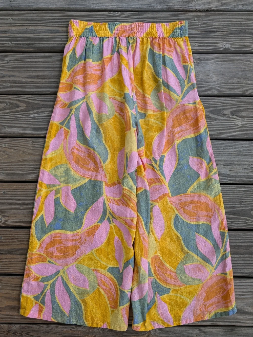 Tahari Linen Floral Pants - Picture 4 of 5